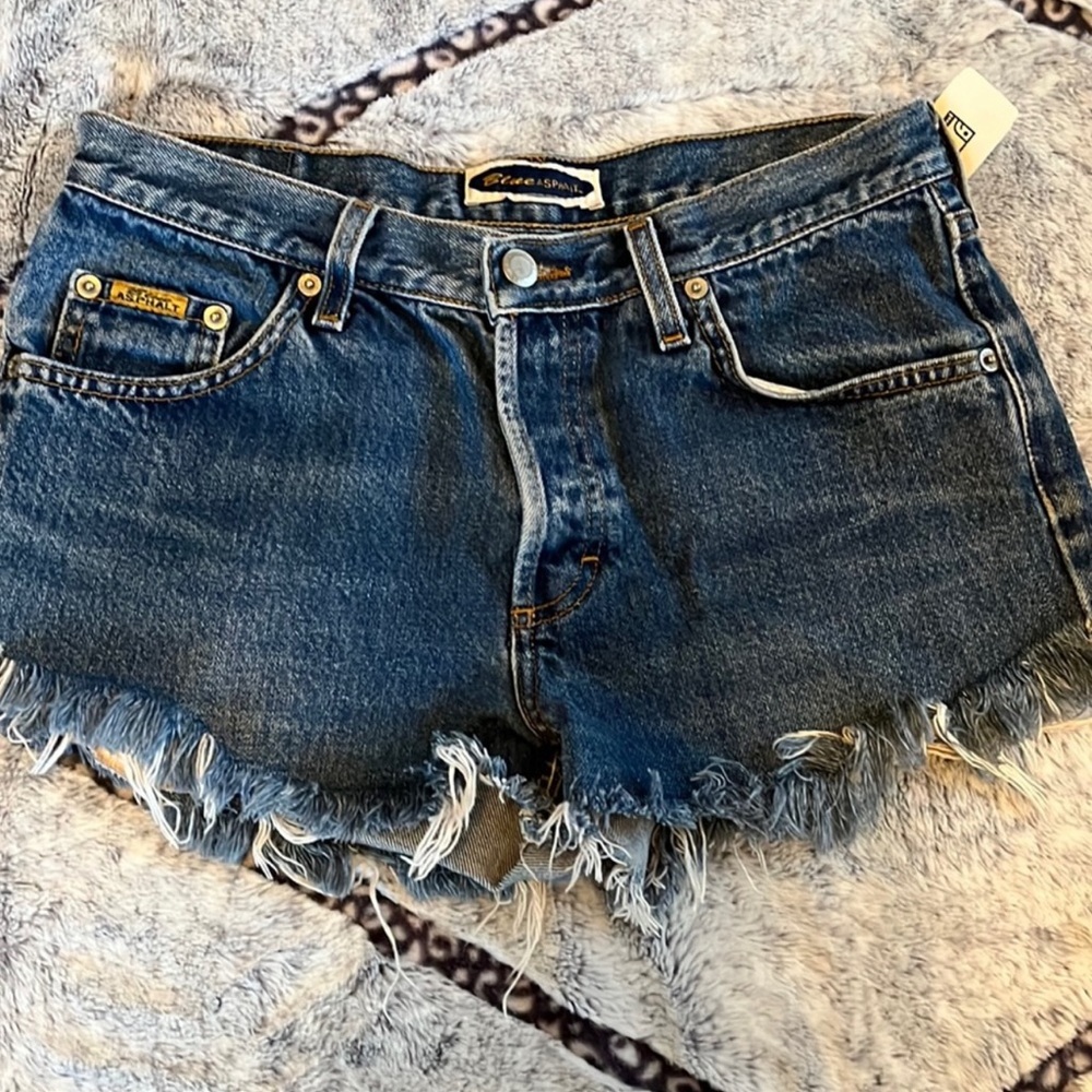 Blue Asphalt Dark Washed Frayed Distressed Denim Cutoff Shorts Size 30/16” Waist